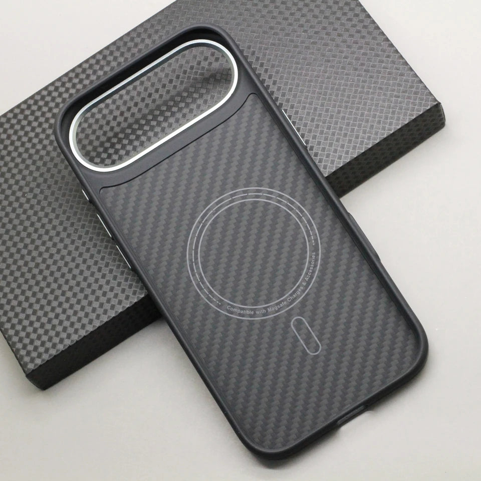 iPhone 17 Series Carbon Fiber MagSafe Case – Kevlar Aramid + Soft TPU Frame
